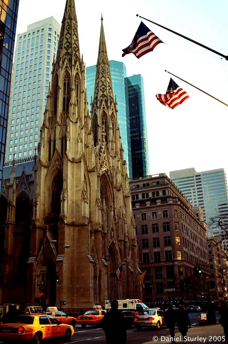 New York City, St Patrick's Cathedral From 5th Avenue - November 2005